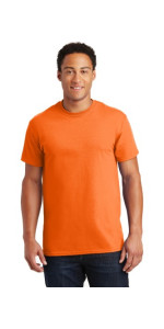 Gildan - Ultra Cotton 100% US Cotton T-Shirt. 2000 Gildan - Ultra Cotton 100% US Cotton T-Shirt. 2000